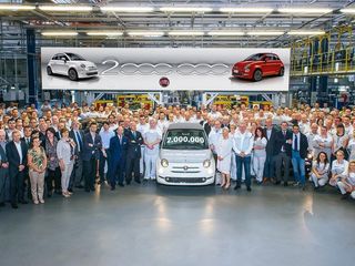 Fiat 500 atual chega a 2 milhões de unidades
