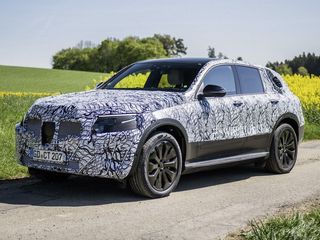 Mercedes-Benz finaliza desenvolvimento de seu primeiro elétrico puro, o EQC