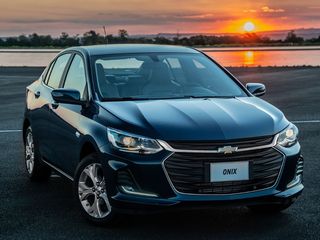Chevrolet Onix Plus já lidera entre os sedãs 