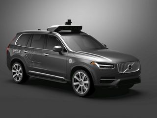 Volvo assina contrato com Uber para vendas de "dezenas de milhares" de carros autônomos