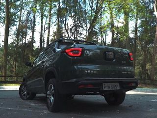 KBB no YouTube - Fiat Toro pode ser alternativa a um SUV?