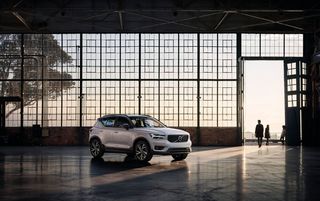 Volvo apresenta linha 2020 do XC40