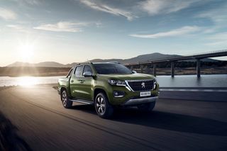 Peugeot revela inédita picape Landtrek