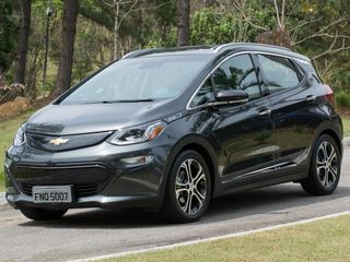 Presidente da GM Mercosul promete modelo elétrico para 2018 no Brasil