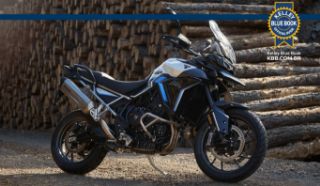 Triumph lança Tiger Alpine e Desert Edition 2026 com mais tecnologia e proposta ainda mais premium