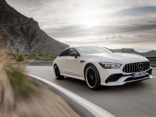 Mercedes-AMG dá nome estranho a seu anti-Panamera: GT 4-Door Coupé