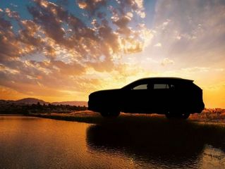 Nova geração do Toyota RAV4 está confirmada para o Salão de Nova York