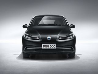 Conheça o Denza 500, o mais novo Mercedes-Benz elétrico chinês