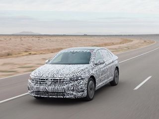 Primeira volta - Volkswagen Jetta 2019