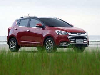 Primeira volta KBB™ - JAC T40 1.6 CVT