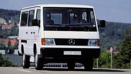 MERCEDES-BENZ 180D